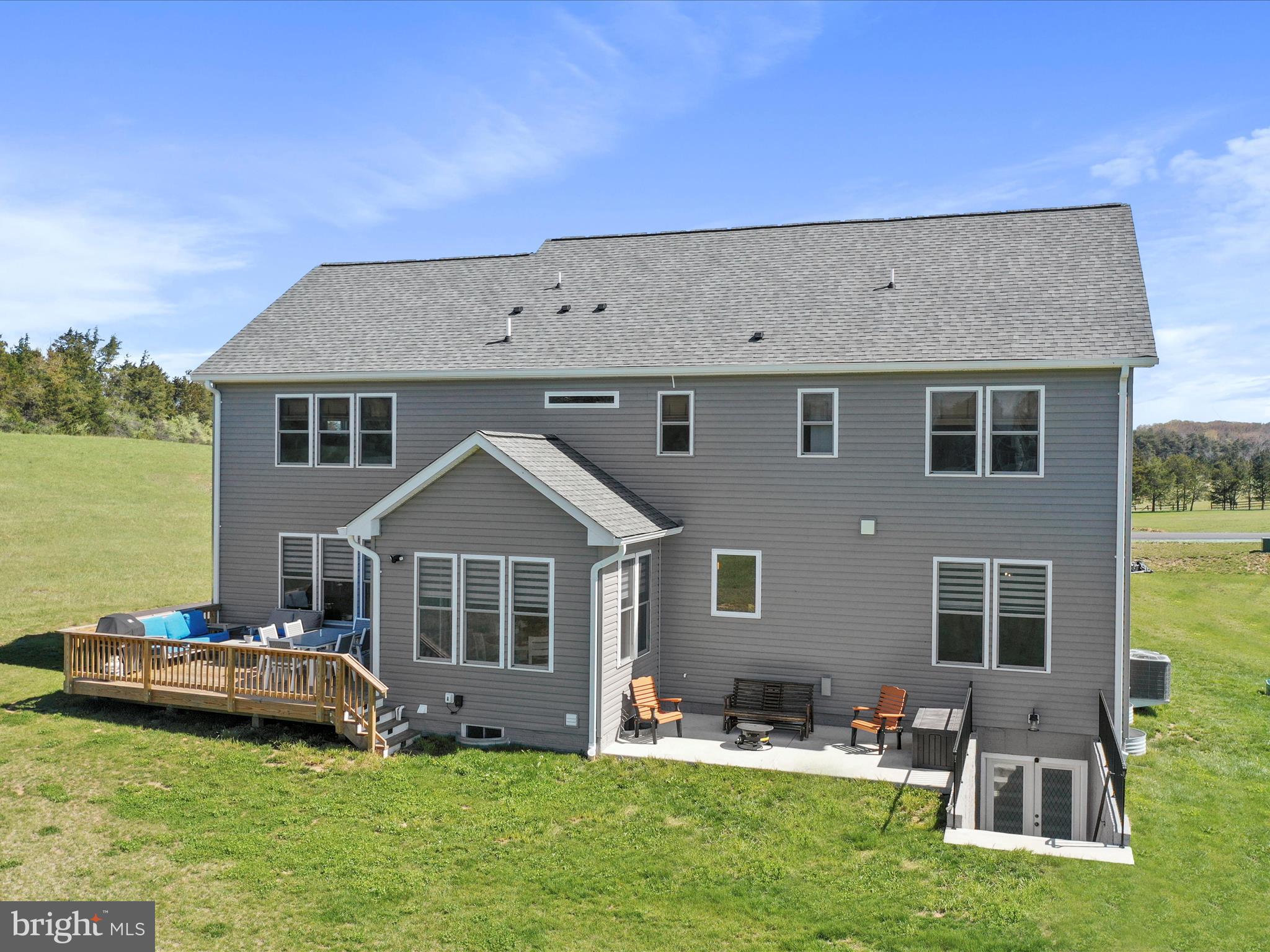 183 Garrison Ct