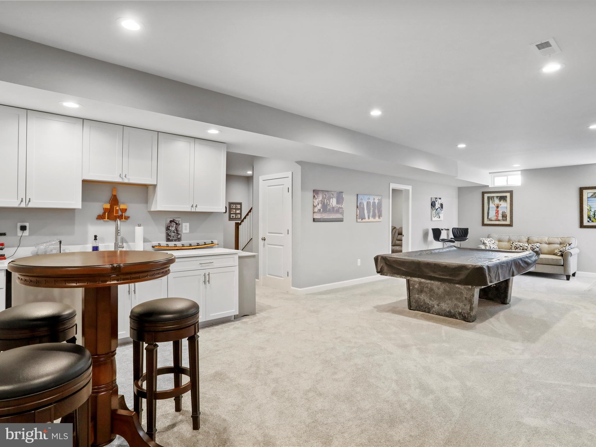 183 Garrison Ct