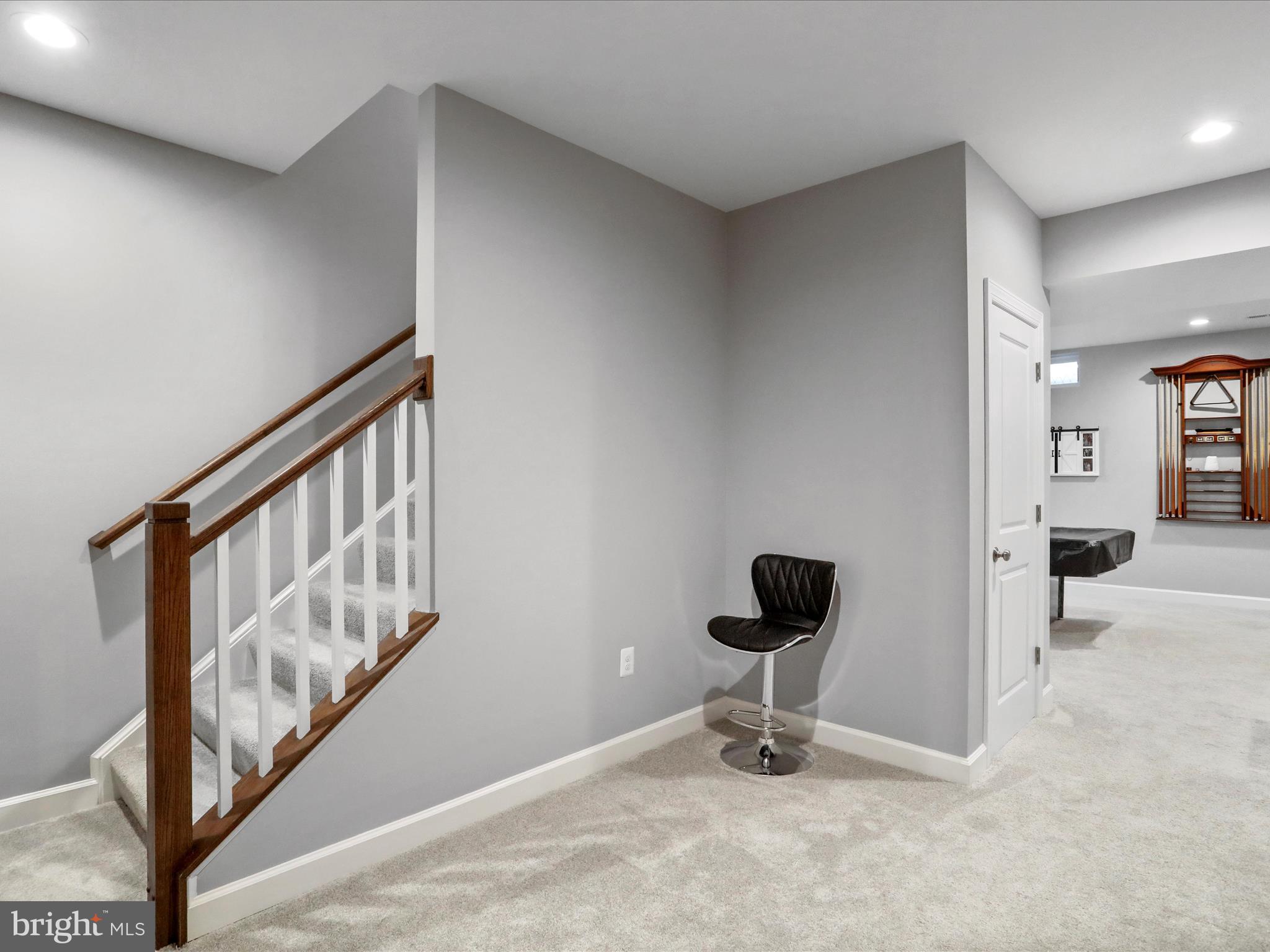 183 Garrison Ct