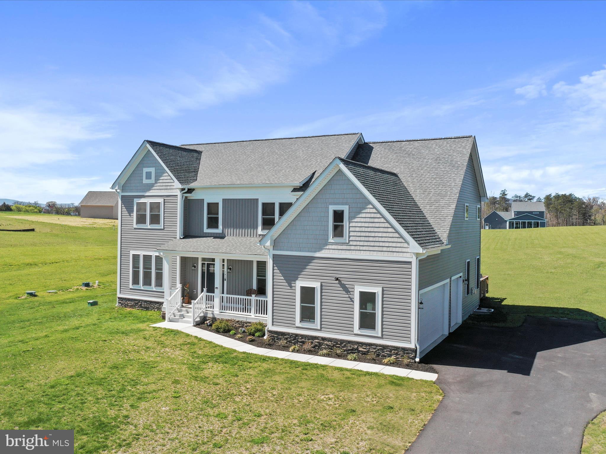 183 Garrison Ct