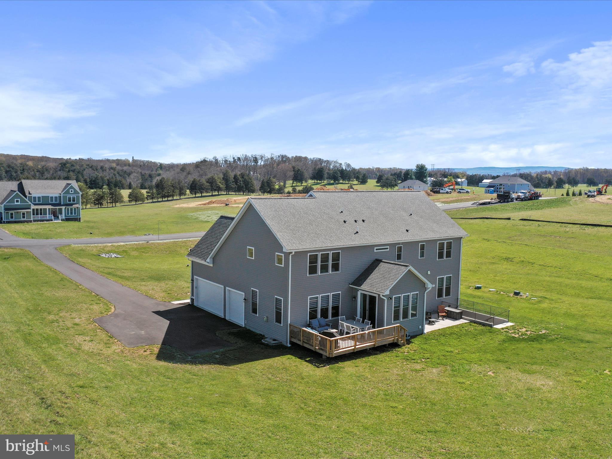 183 Garrison Ct