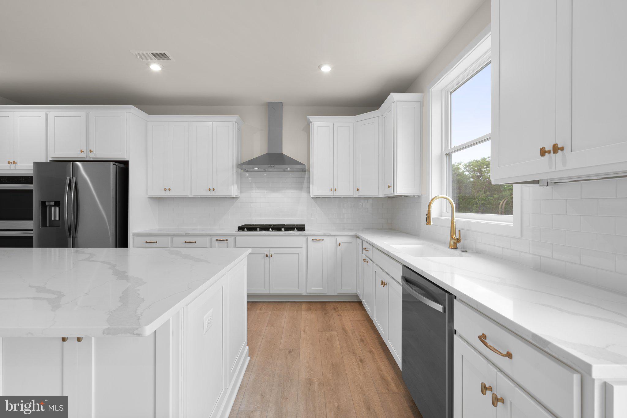 130 Sapphire St