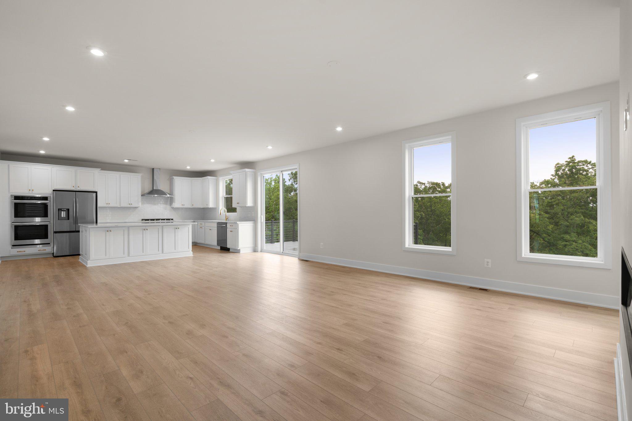 130 Sapphire St