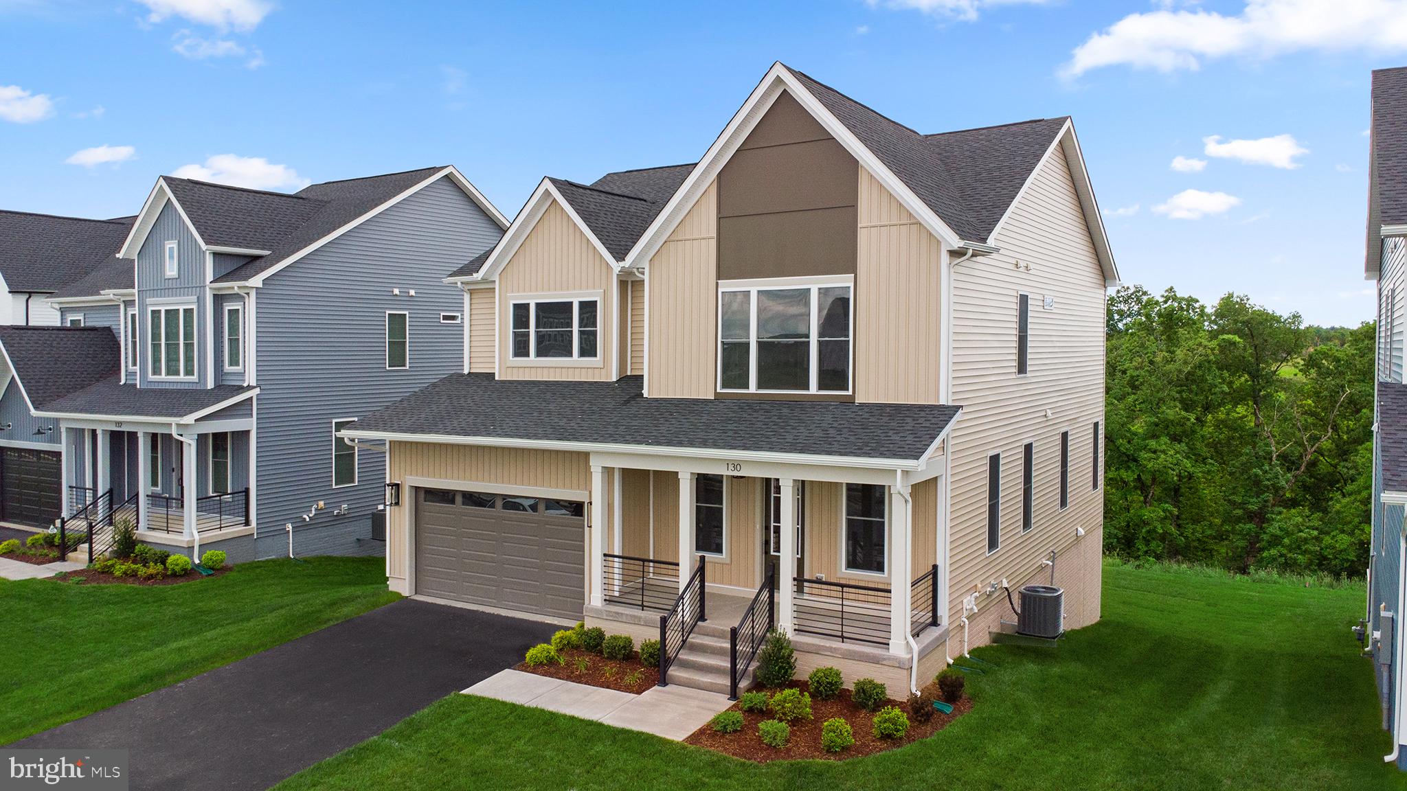 130 Sapphire St
