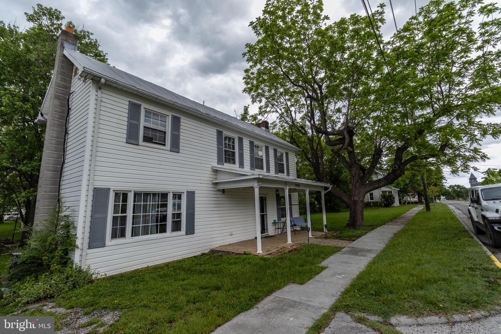 7979 Main St