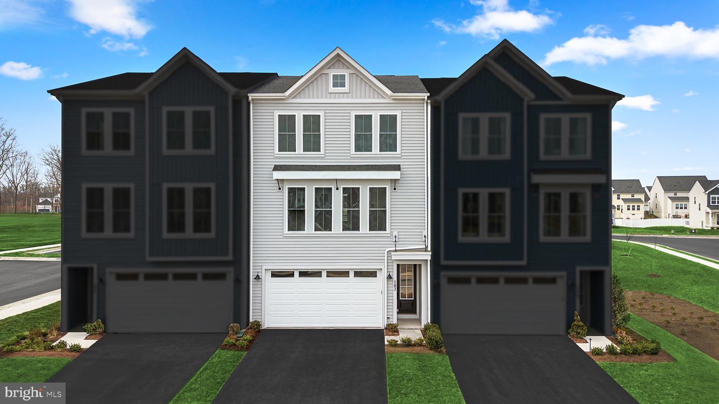 102 Galaxy Pl