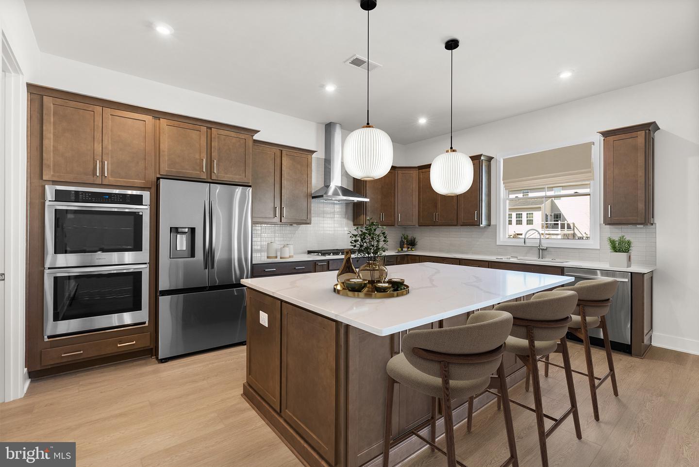 112 Heyford Dr