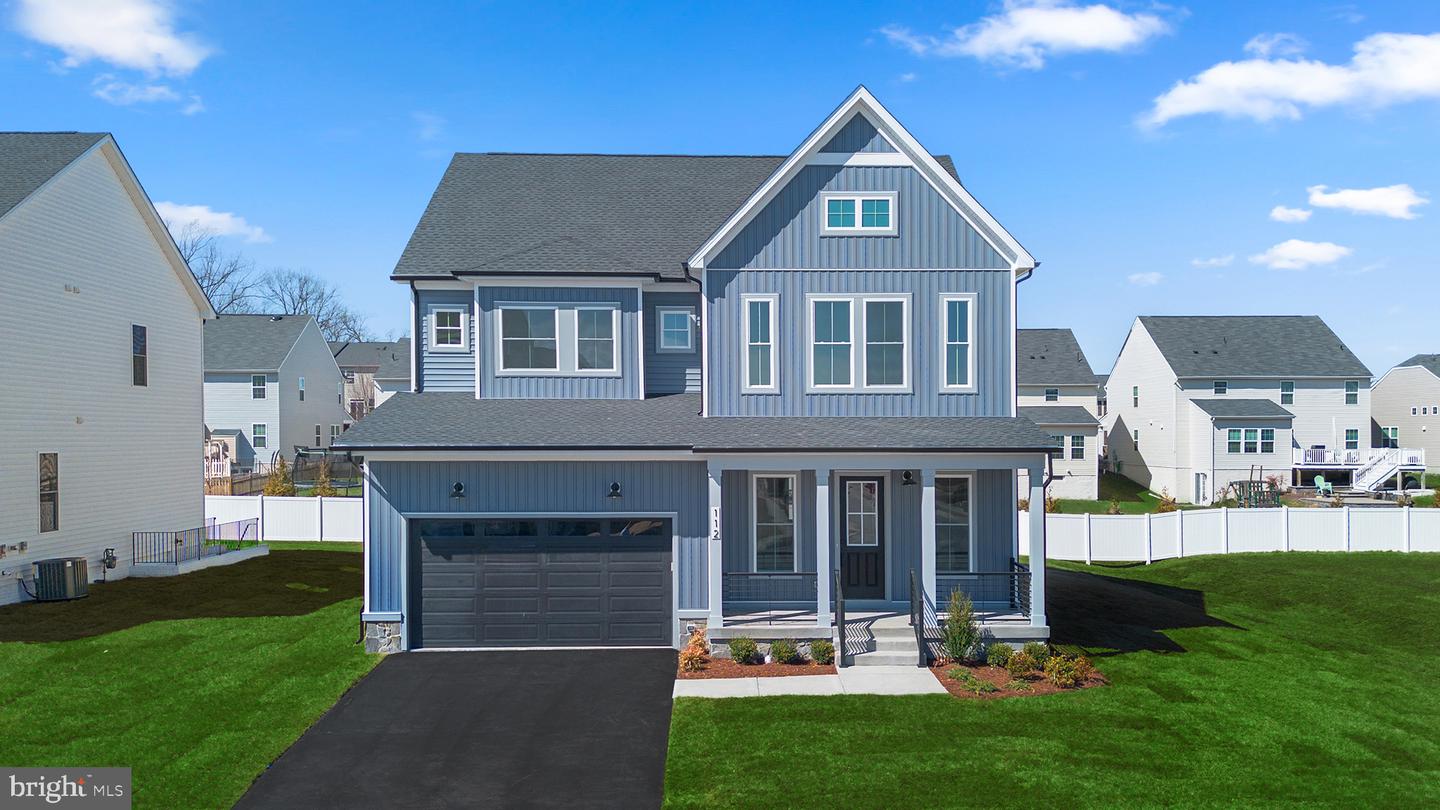 112 Heyford Dr