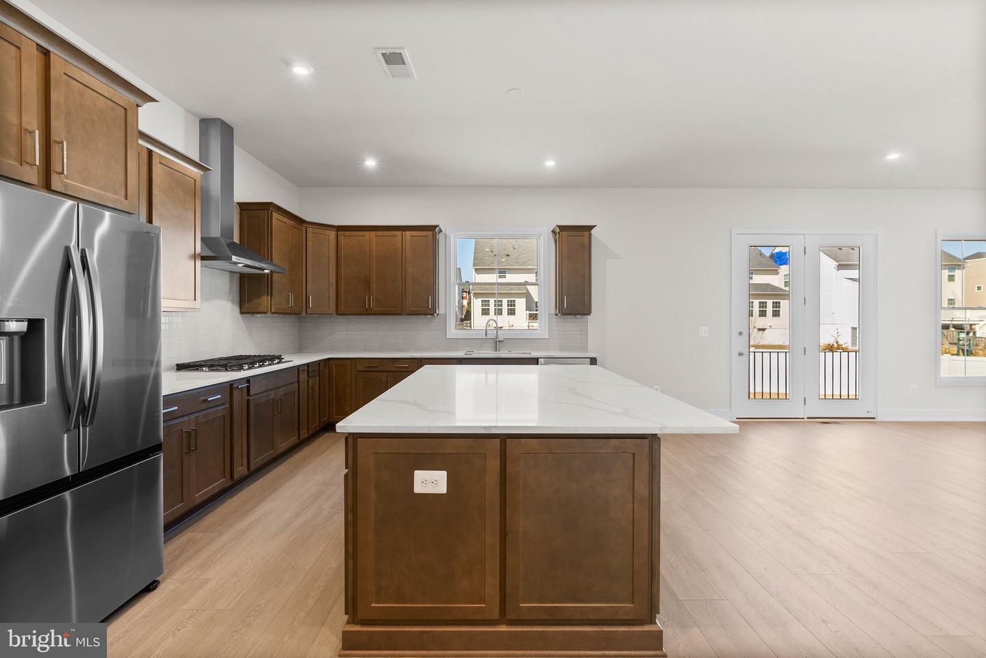 112 Heyford Dr