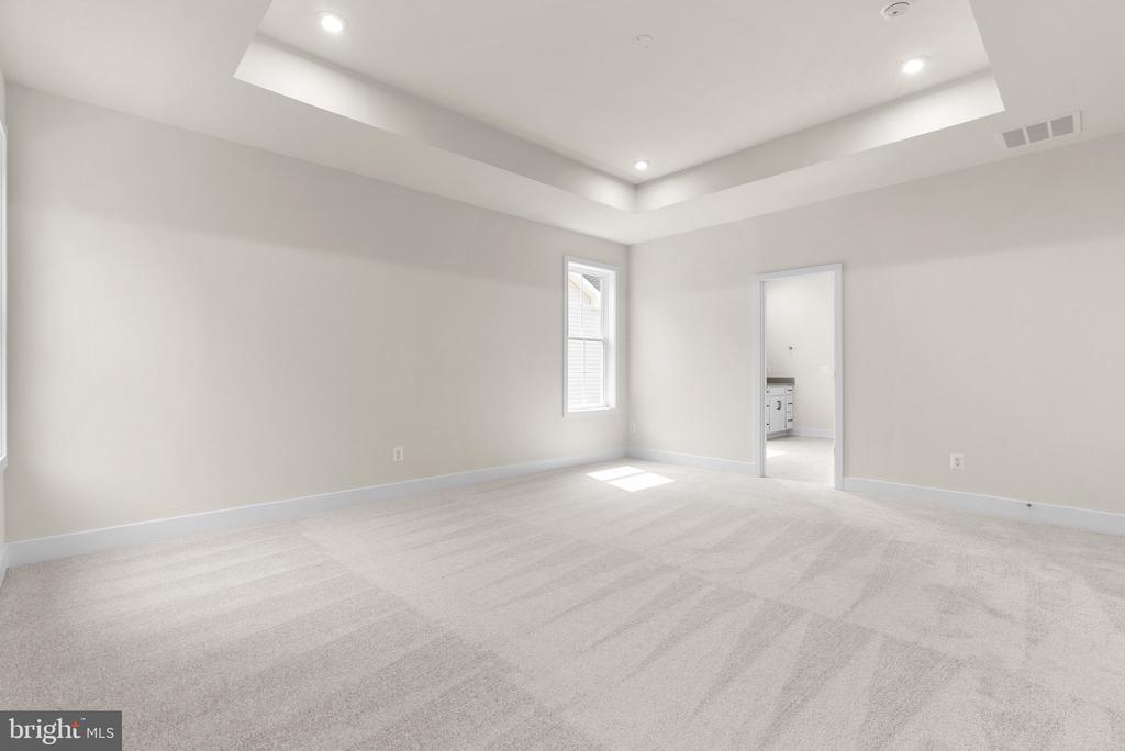 104 Alabaster Ln