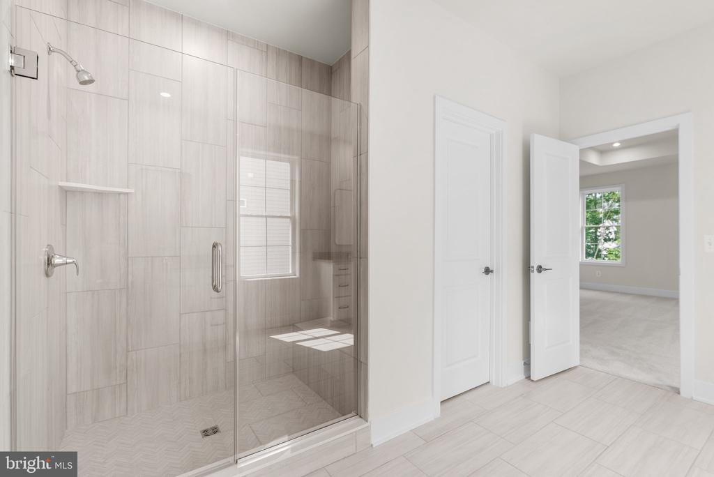 104 Alabaster Ln
