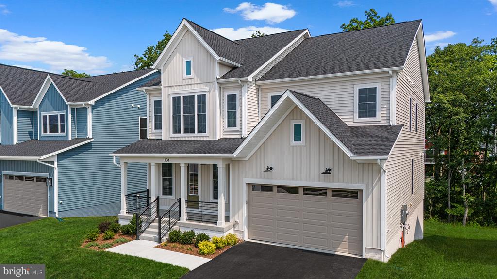 104 Alabaster Ln