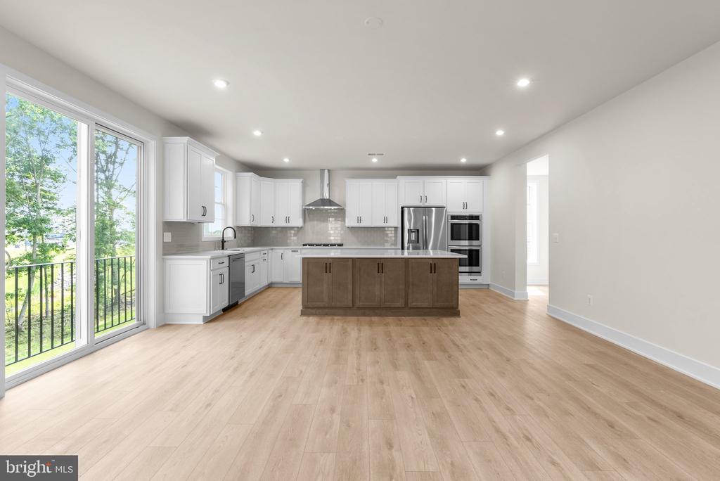 104 Alabaster Ln