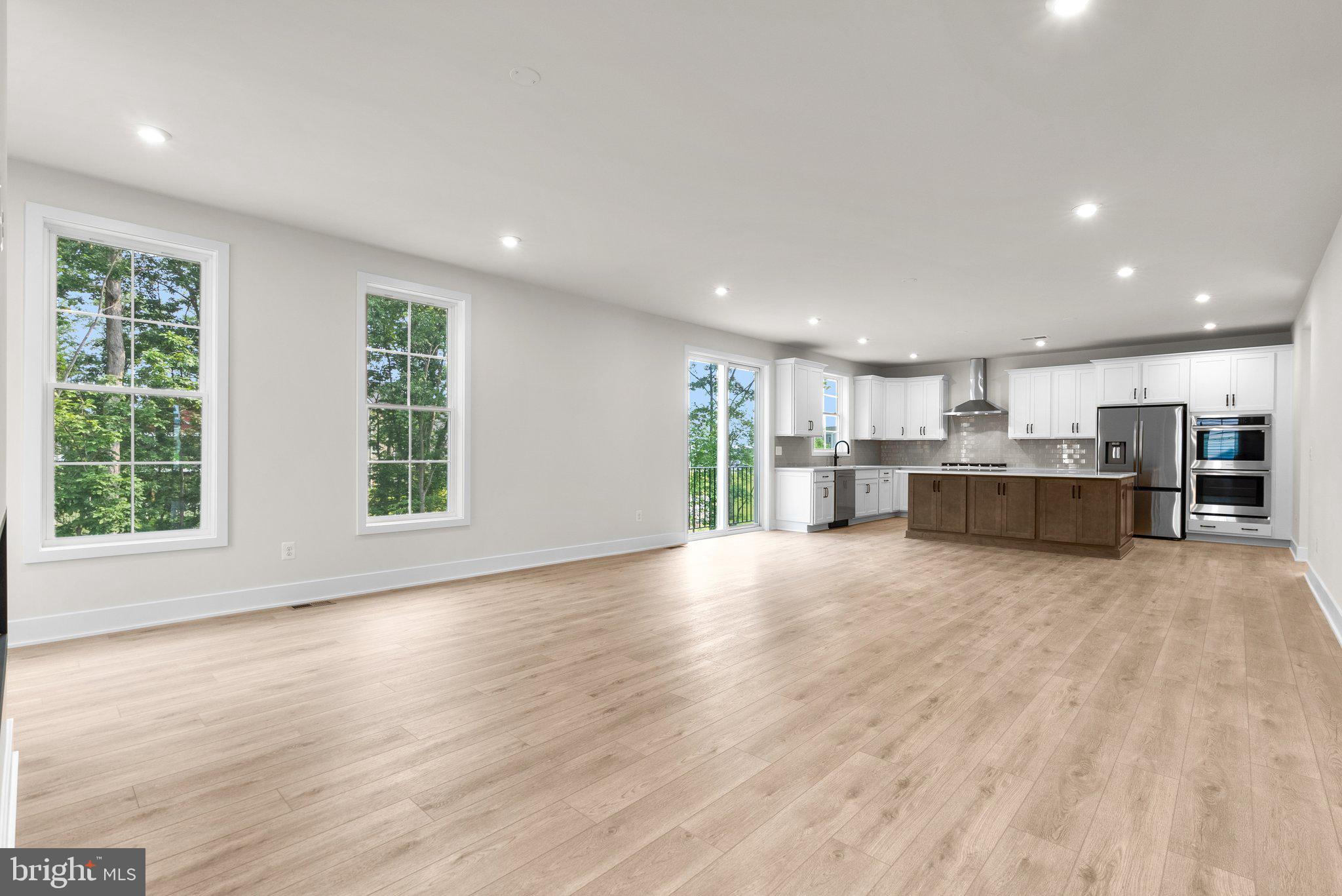 104 Alabaster Ln