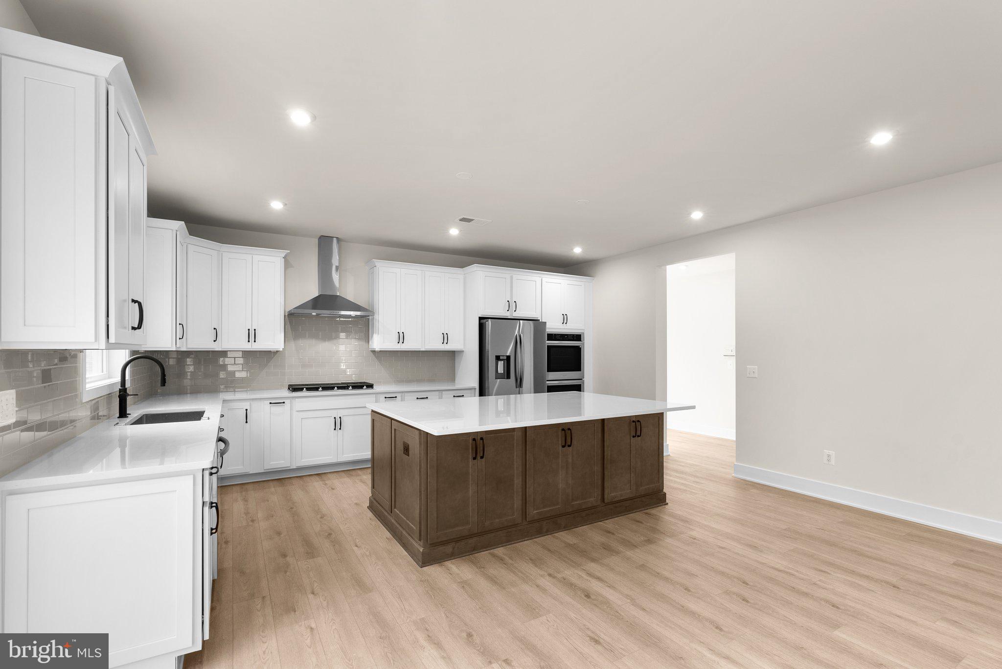 104 Alabaster Ln