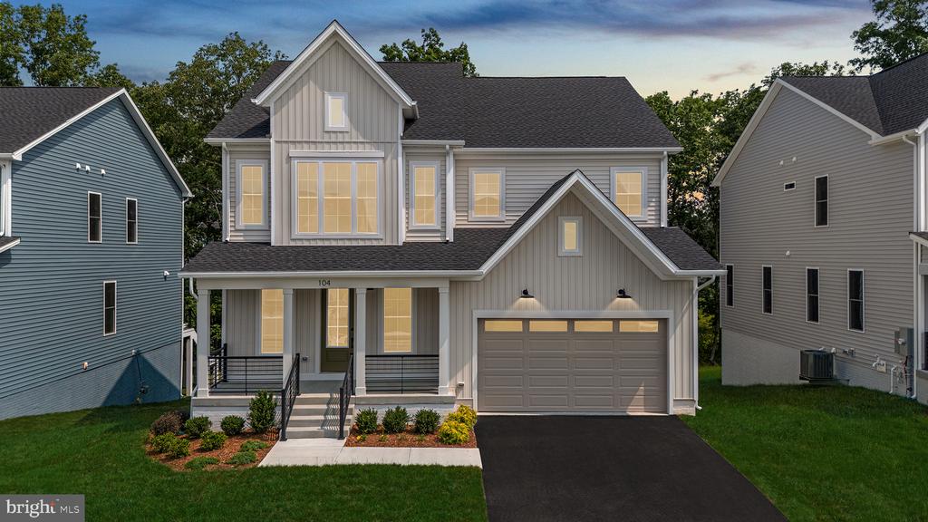 104 Alabaster Ln
