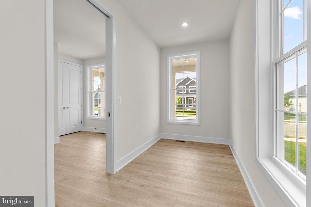 104 Alabaster Ln