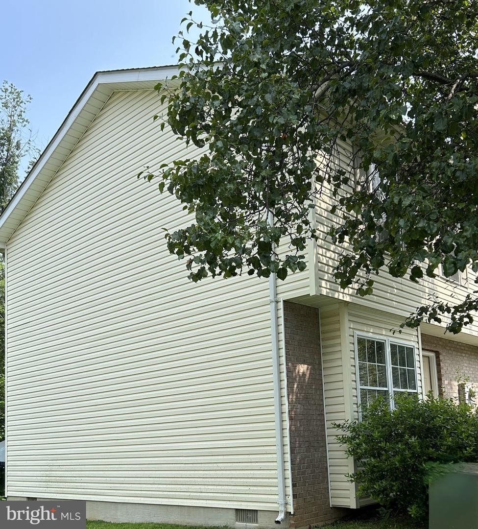426 Ridgefield Ave
