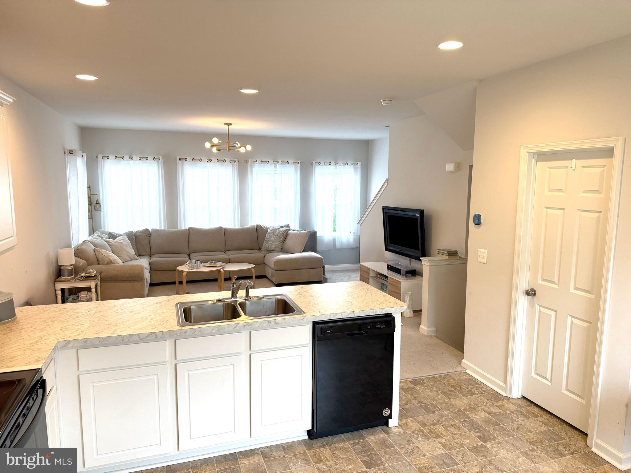 242 NORLAND KNOLL DR