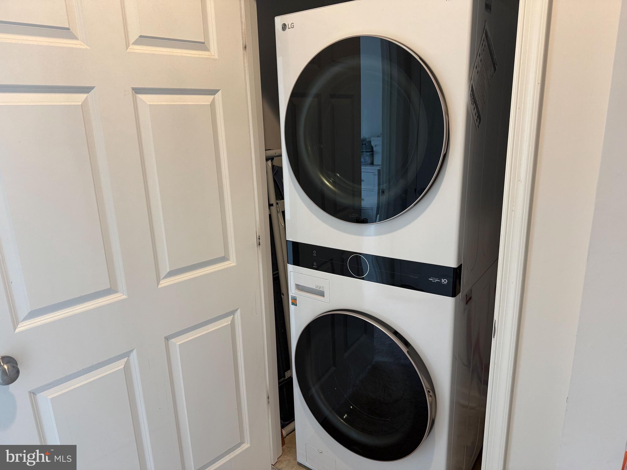 242 NORLAND KNOLL DR