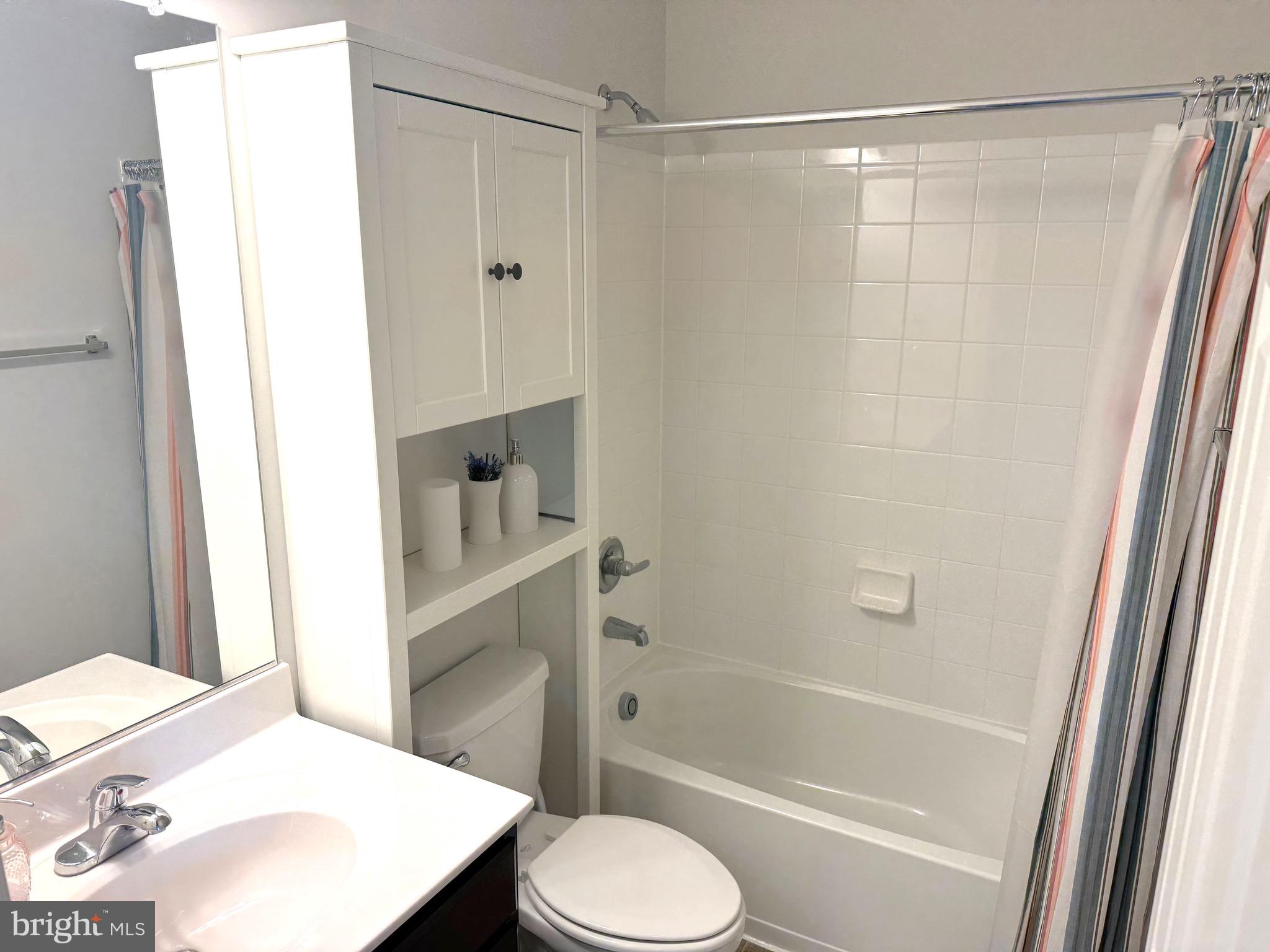 242 NORLAND KNOLL DR