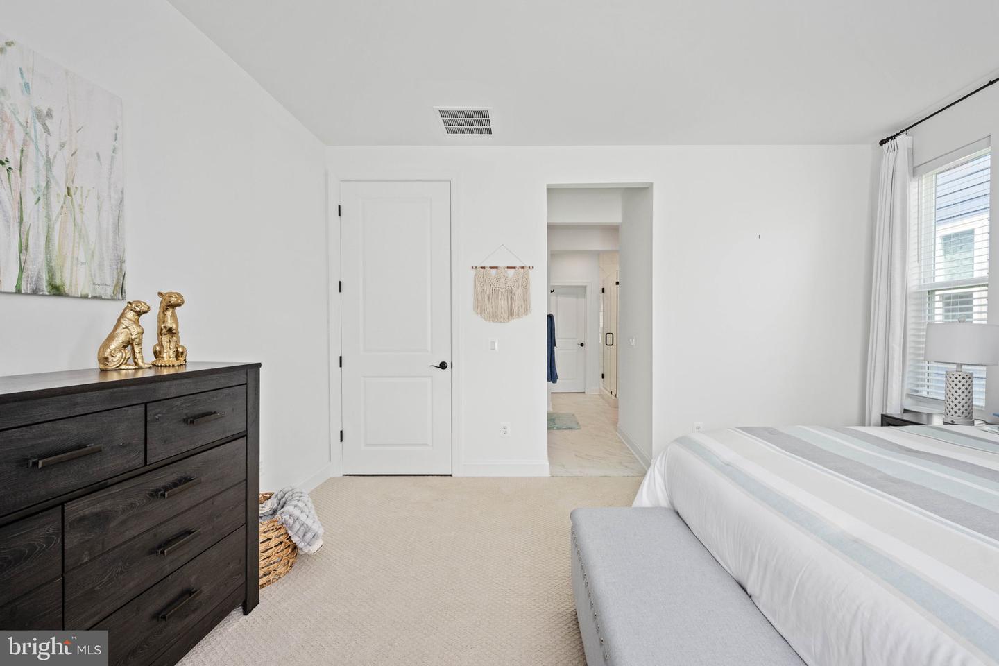 141 Cowbird St