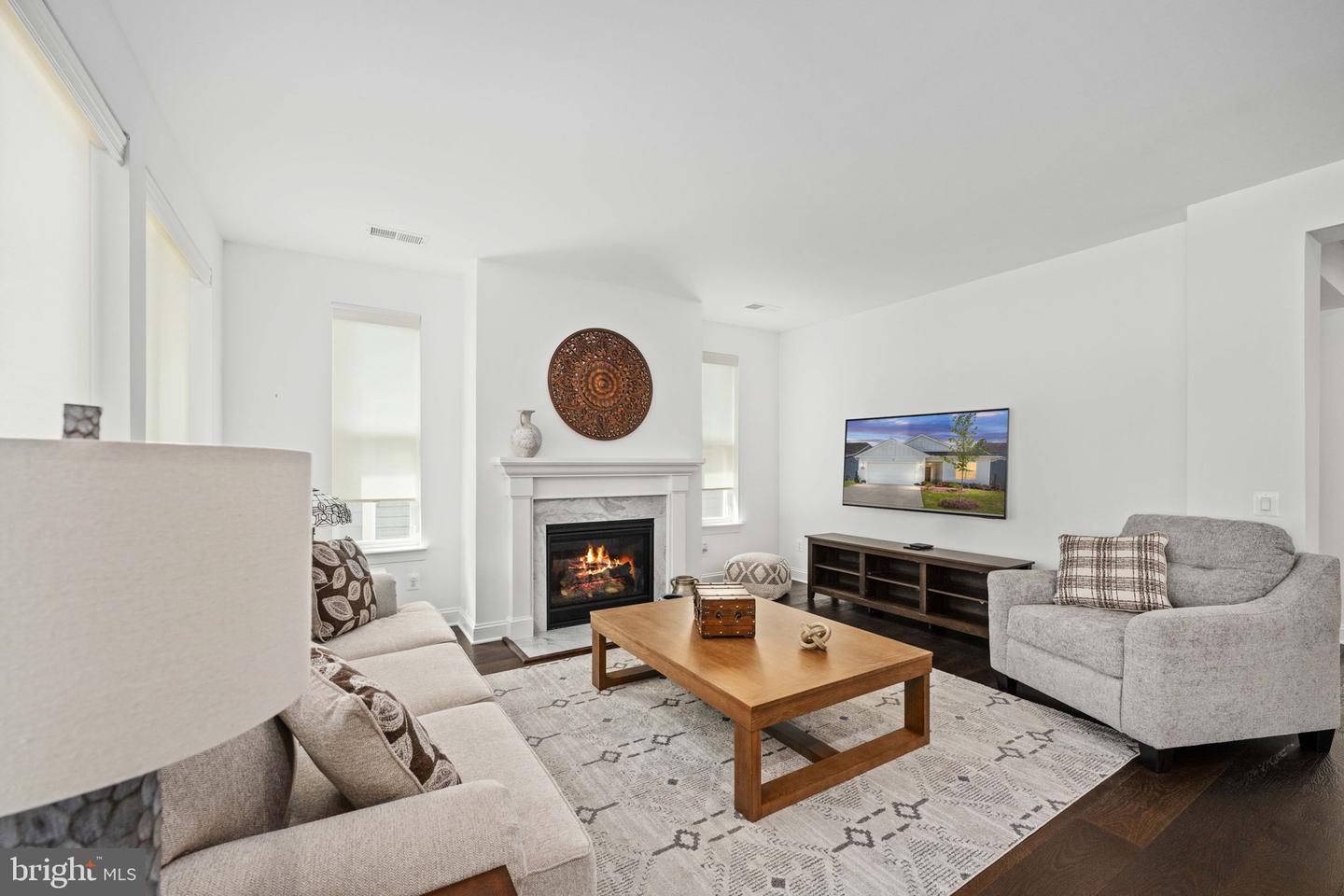 141 Cowbird St