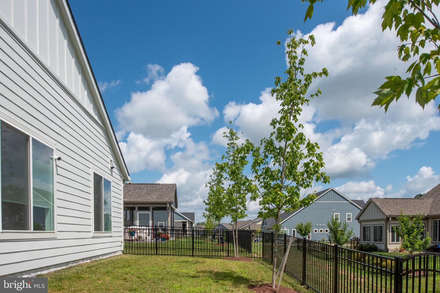 141 Cowbird St