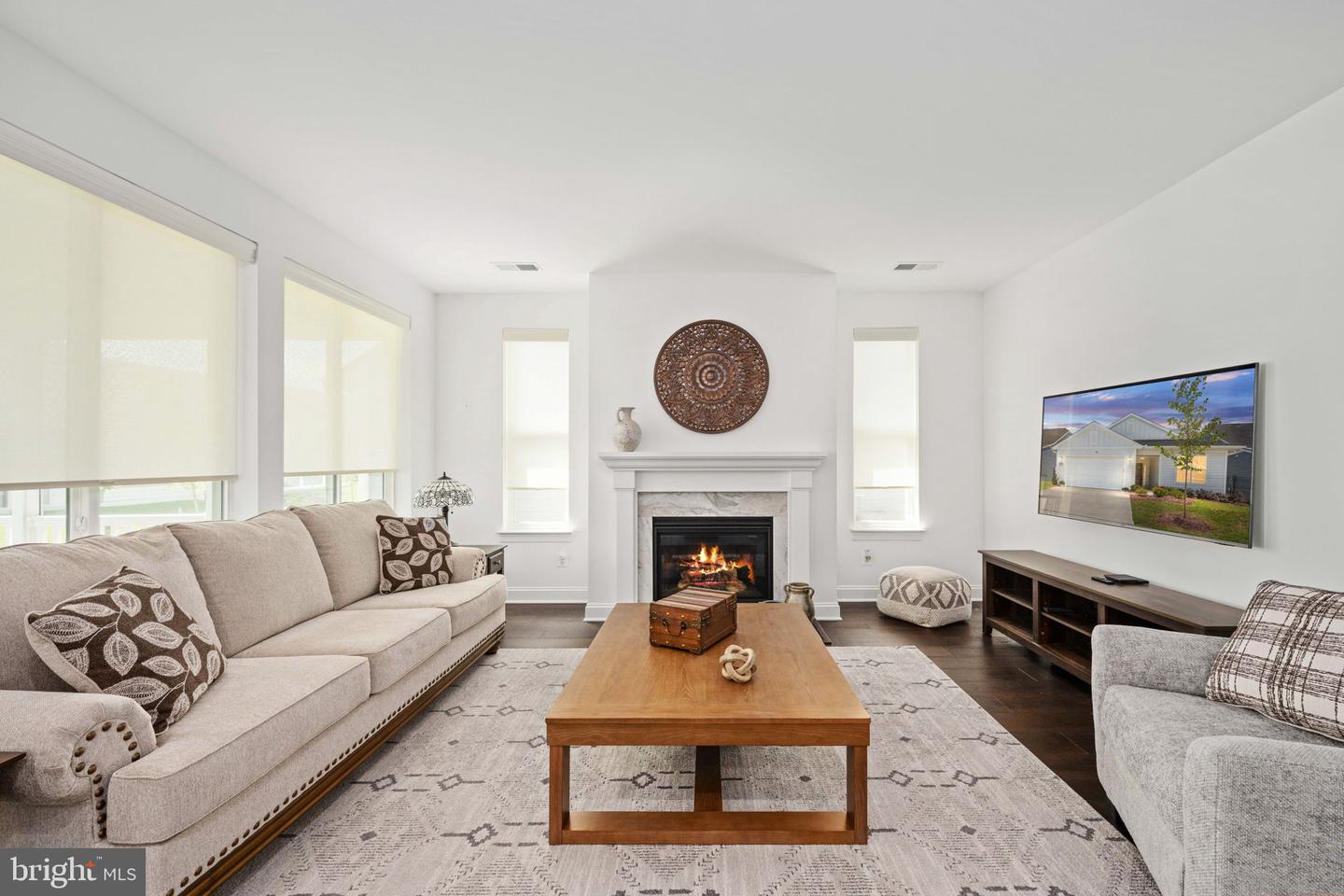 141 Cowbird St