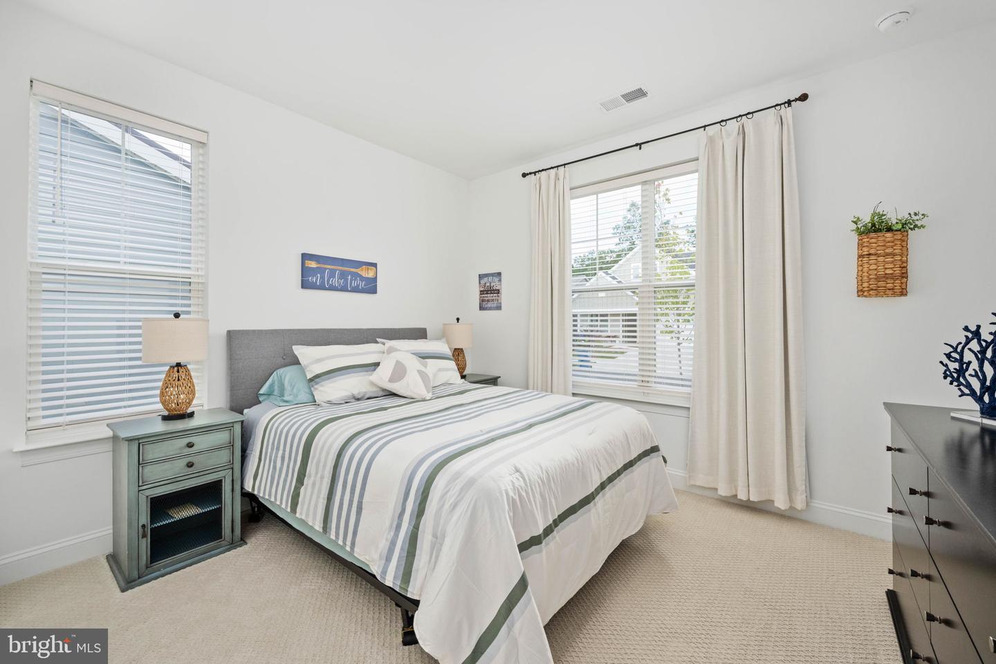 141 Cowbird St