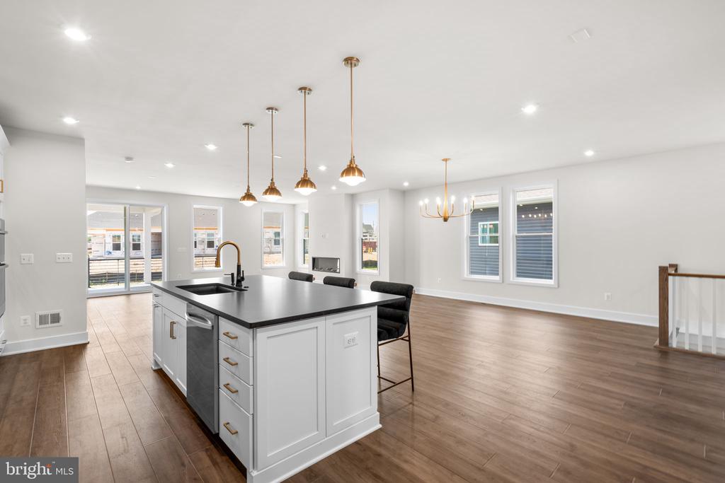 103 Wagtail Ln