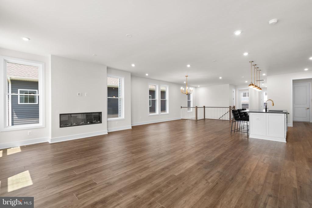 103 Wagtail Ln