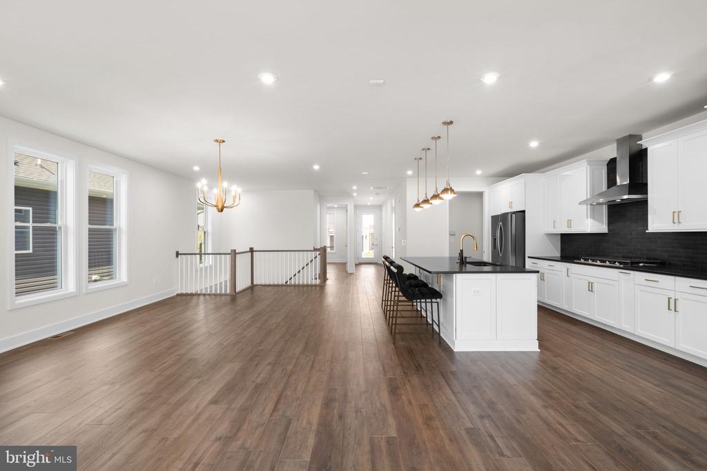 103 Wagtail Ln
