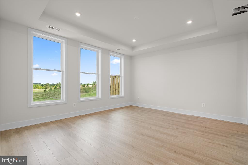104 Wagtail Ln
