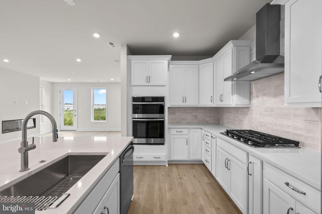 104 Wagtail Ln