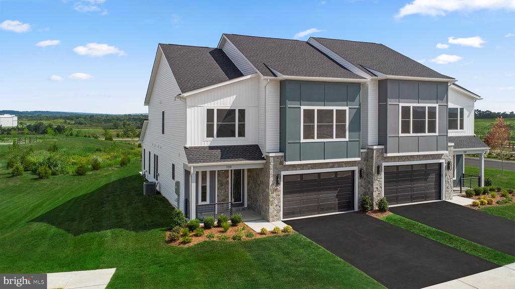 104 Wagtail Ln