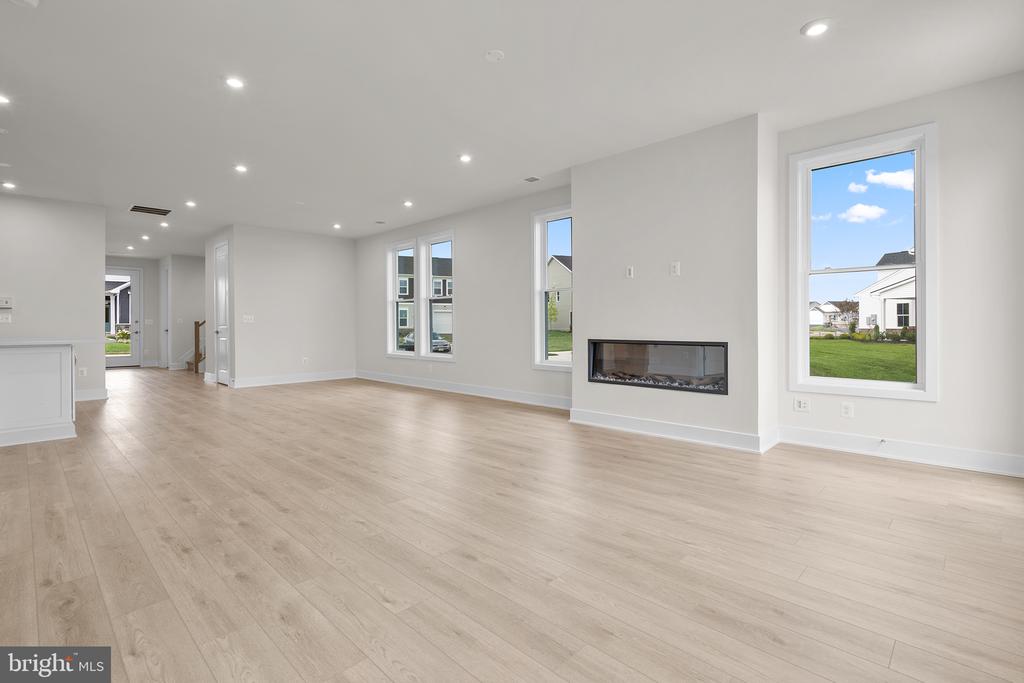 104 Wagtail Ln