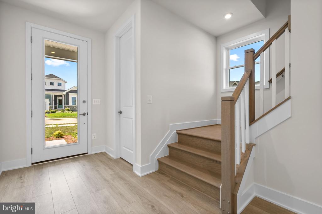 104 Wagtail Ln
