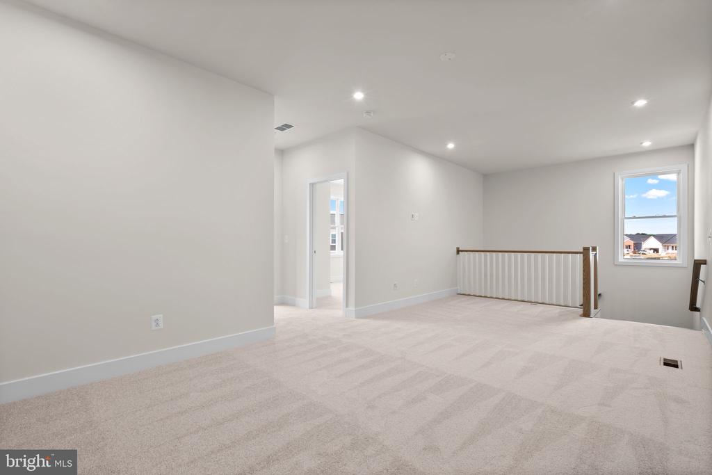 104 Wagtail Ln