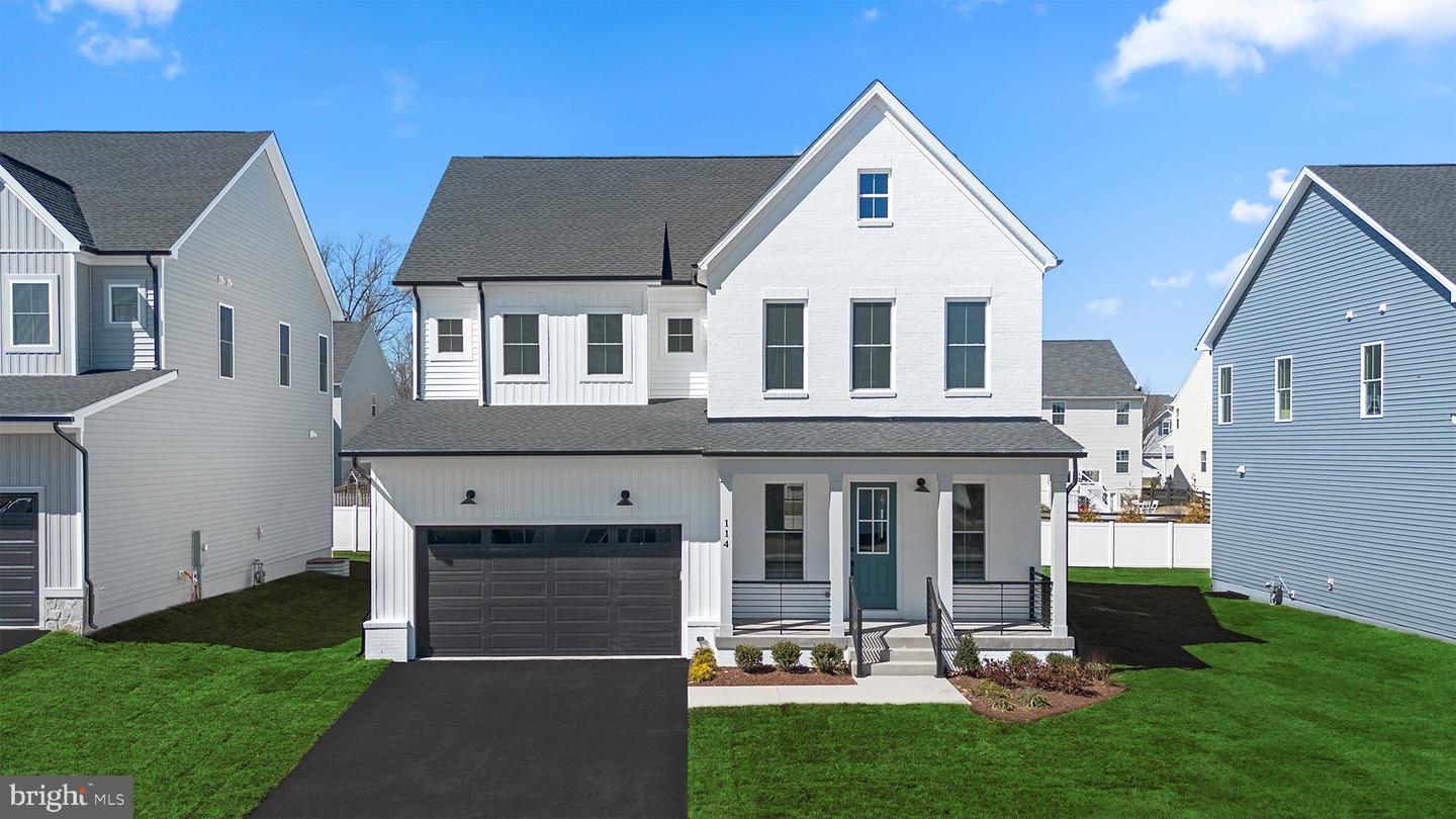 114 Heyford Dr