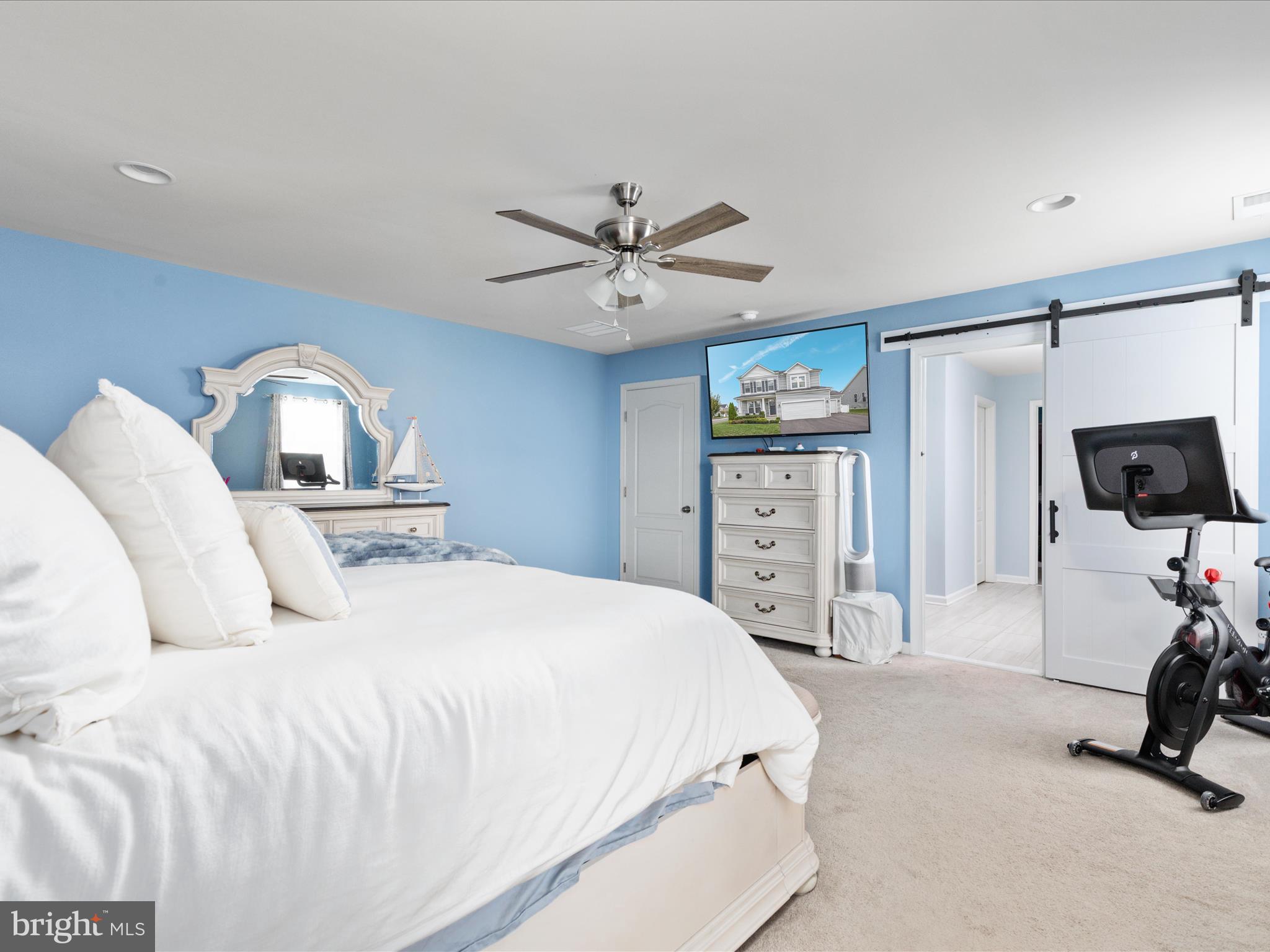 101 JEWEL BOX DR