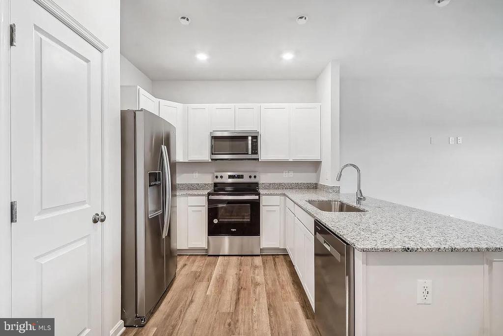 111 NOOTKA WAY