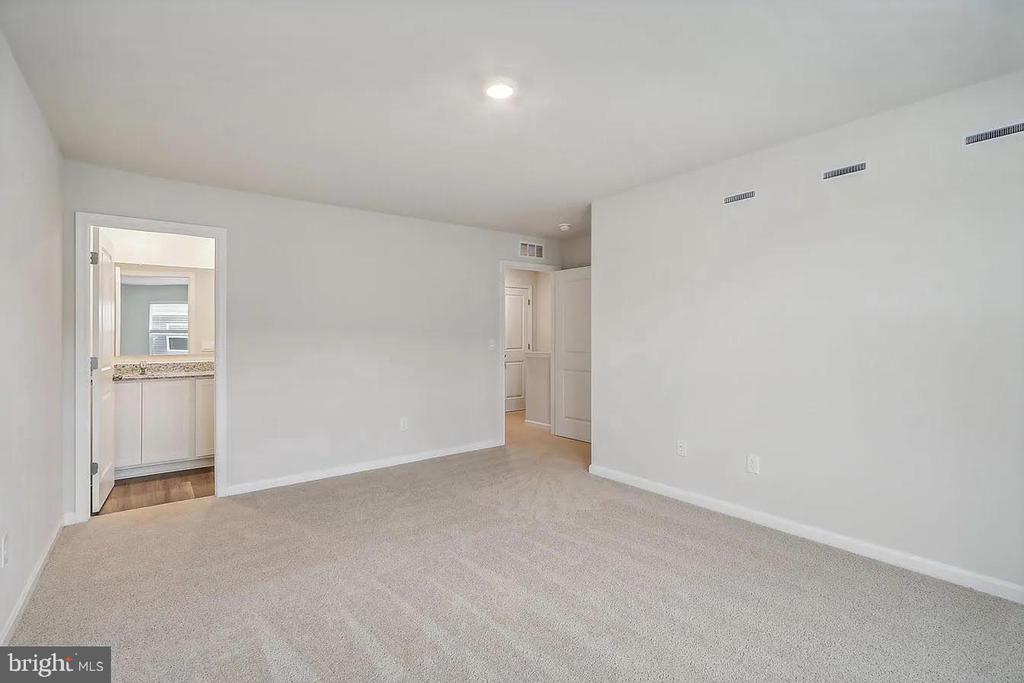 111 NOOTKA WAY