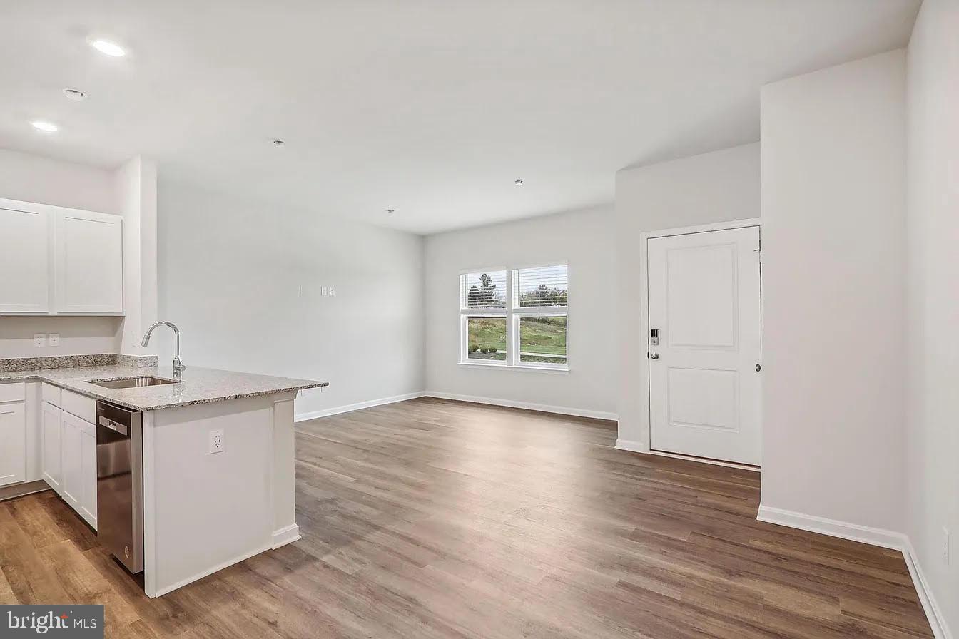 111 NOOTKA WAY