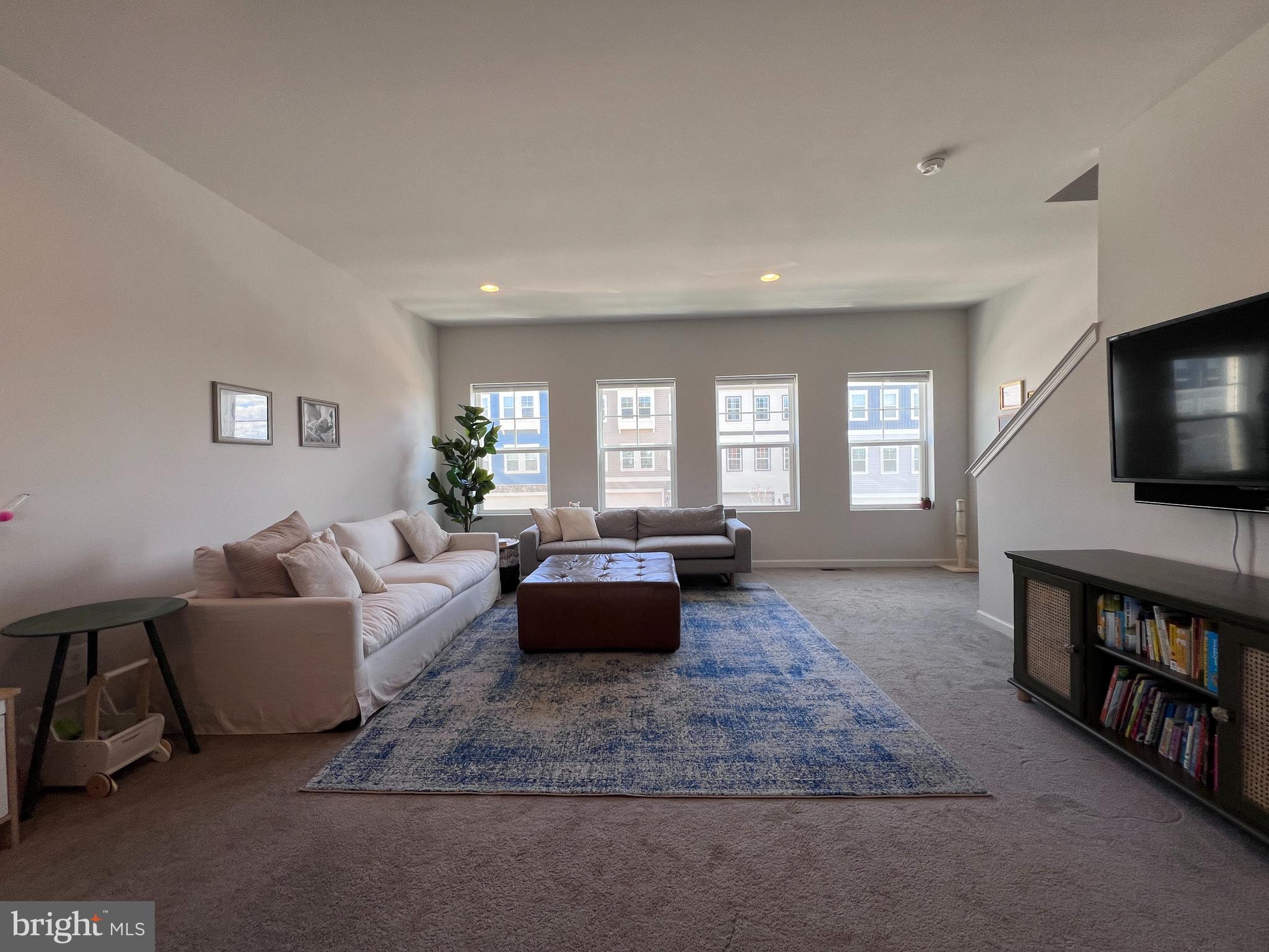 316 STARRY WAY DRIVE