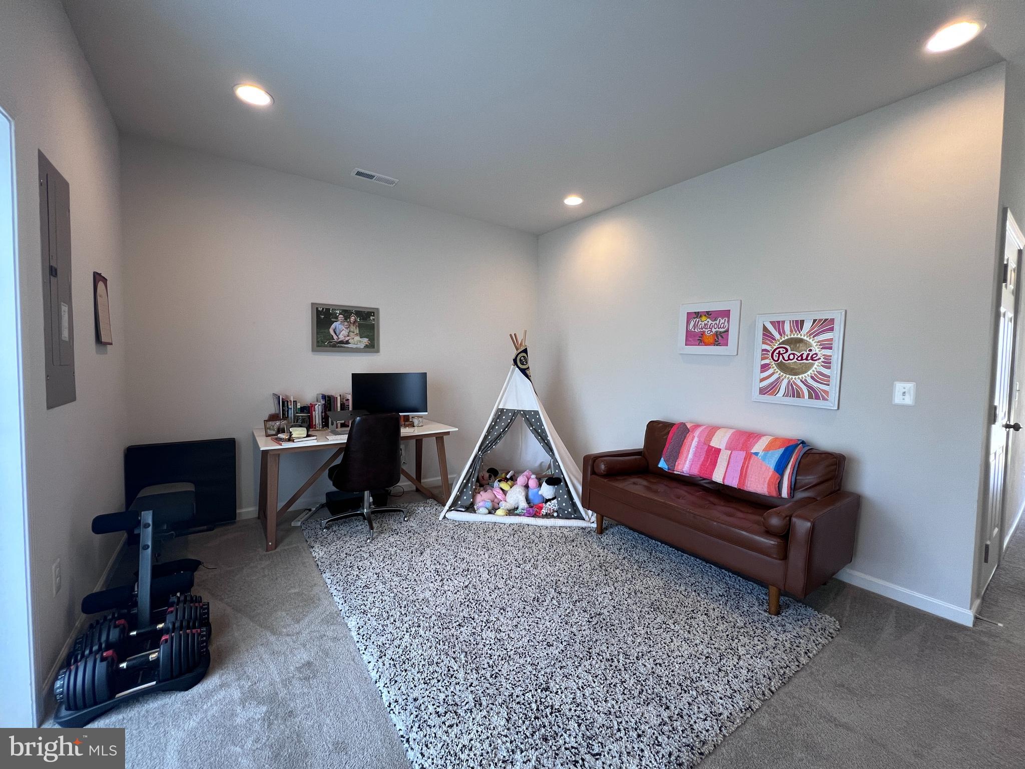 316 STARRY WAY DRIVE