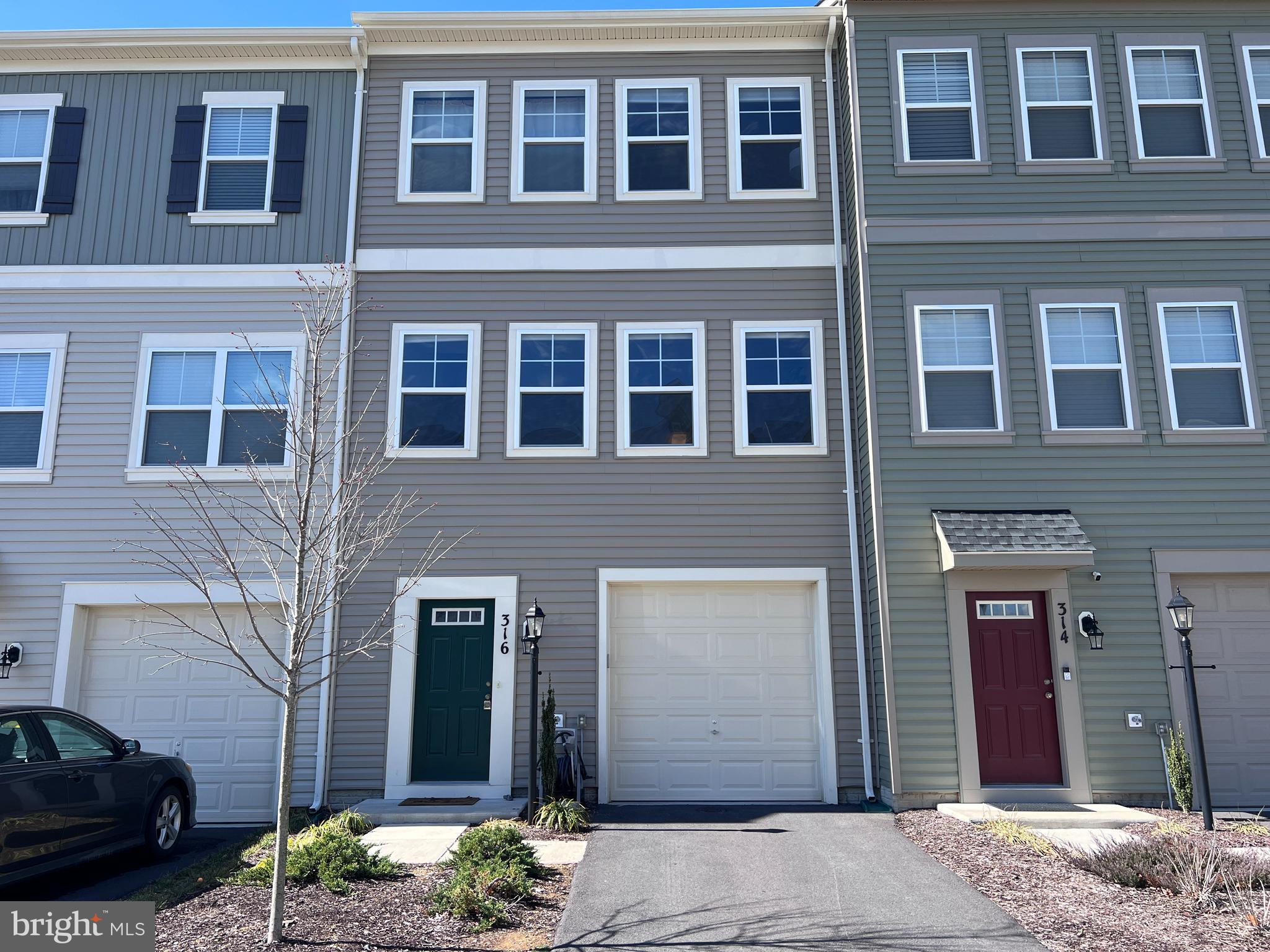 316 STARRY WAY DRIVE