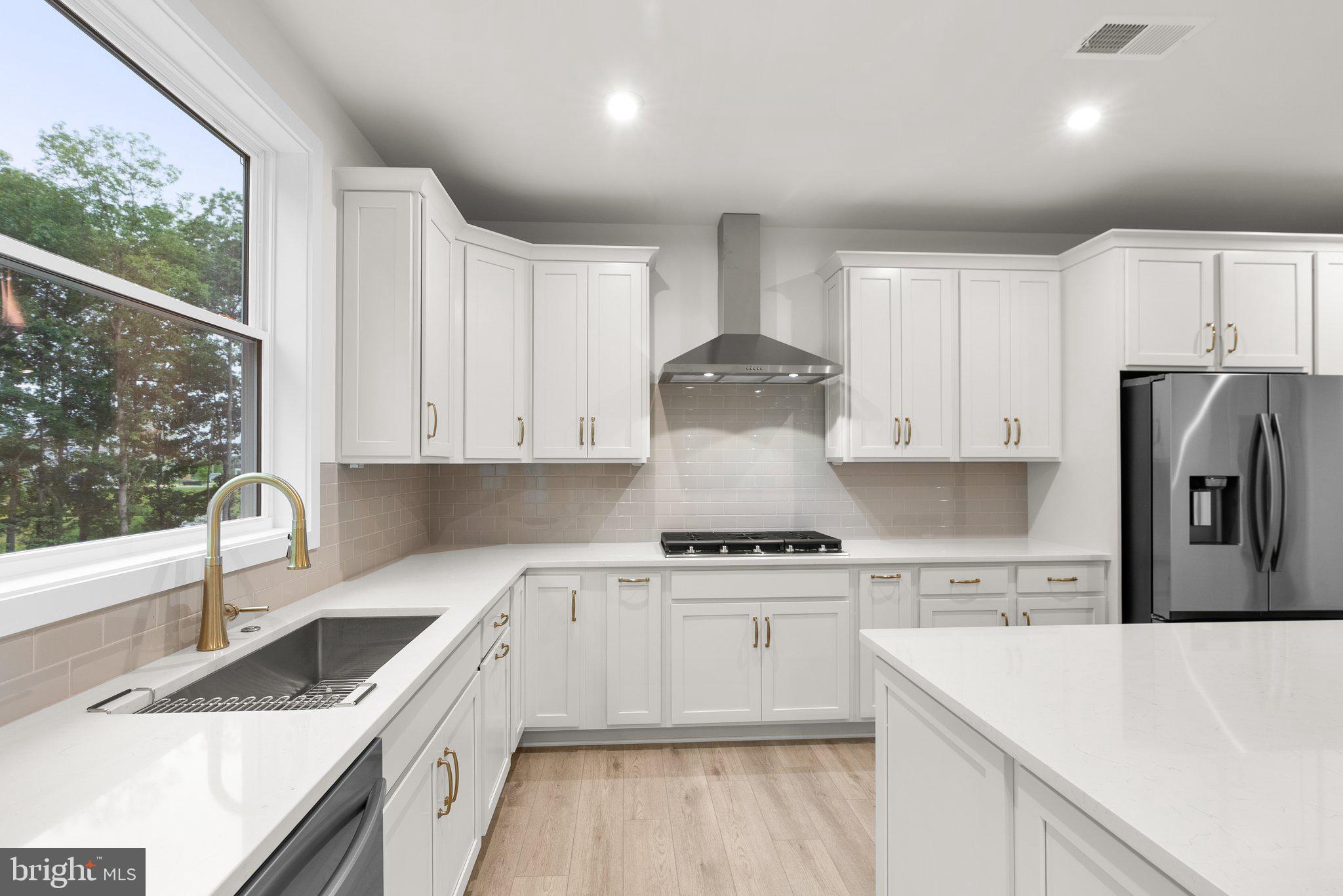 106 ALABASTER LANE