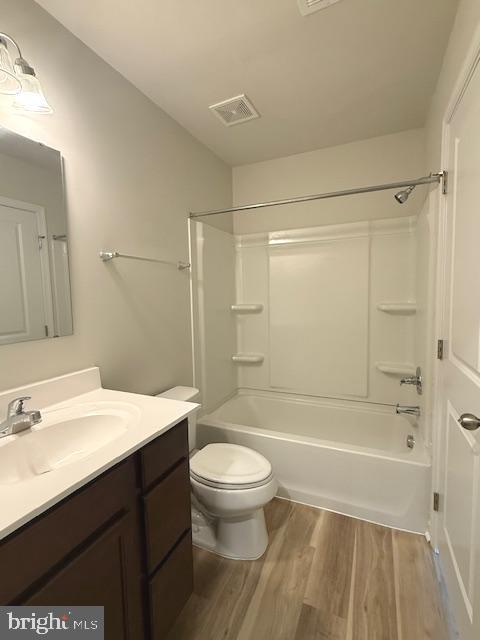 104 REIGN WAY