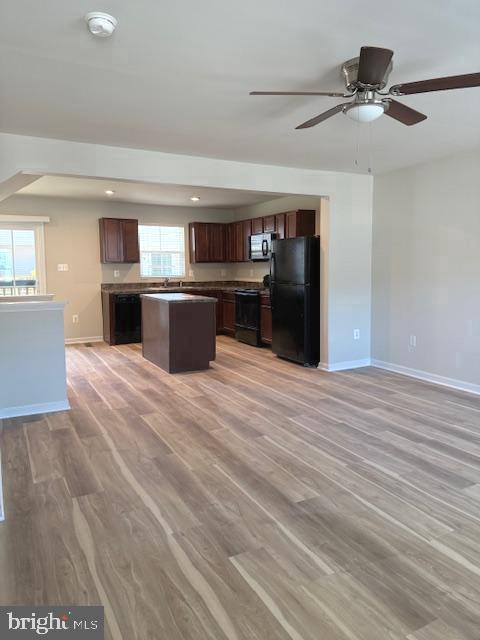 104 REIGN WAY